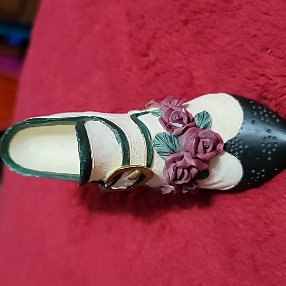 Set of 2 Mini 20s Shoe and Purse Figurines From Chosen Treasures 4 You series. - Picture 3 of 10